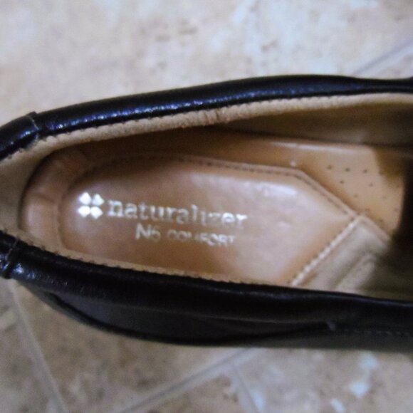 Naturalizer N5 Comfort Black Genuine Leather Wedge Loafers -size 8.5 - Picture 3 of 12